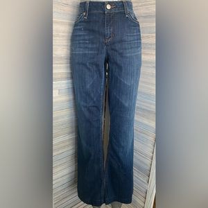 Joe’s Jeans Medium Wash Honey Fit Jeans 31